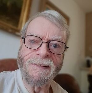 Meet your Posher, Dennis